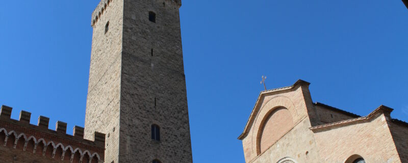 Piazza della Collegiata in San Gimignano