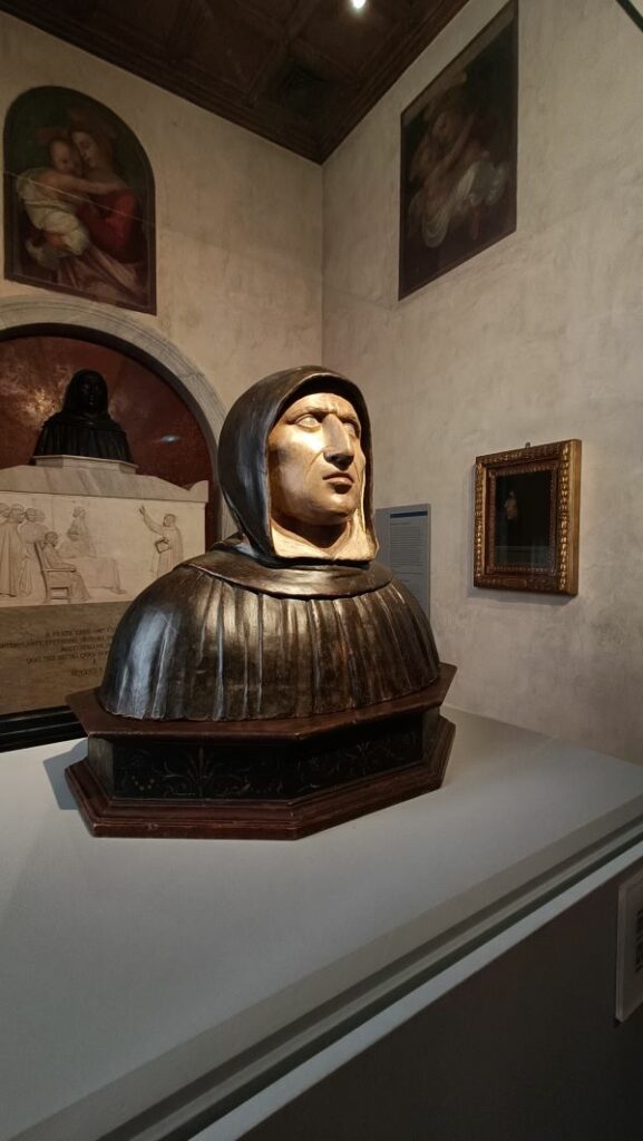 busto di Girolamo Savonarola conservato nella cella che prende il nome dal famoso predicatore. Egli divenne priore del Convento di San Marco alla fine del XV secolo. 